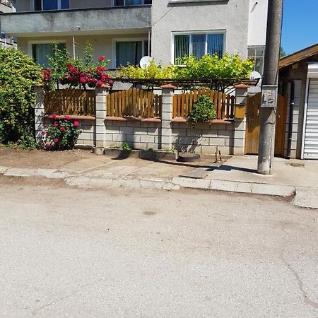 Готель Къща за гости Саня Каварна Екстер'єр фото